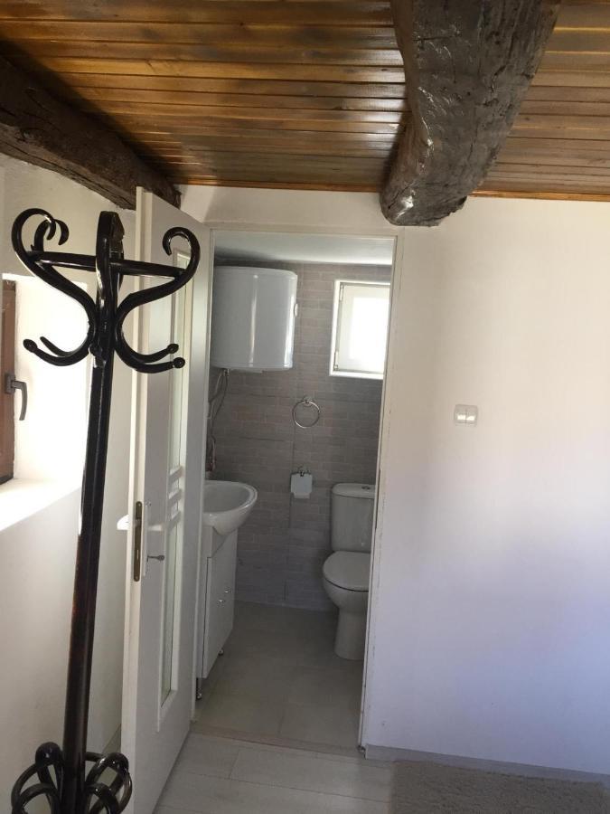 Casa De Sub Deal Densus Exteriér fotografie